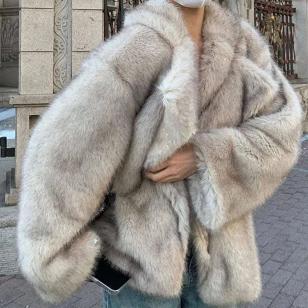 Ravensby | Cosy Faux Fur Coat