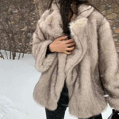 Ravensby | Cosy Faux Fur Coat